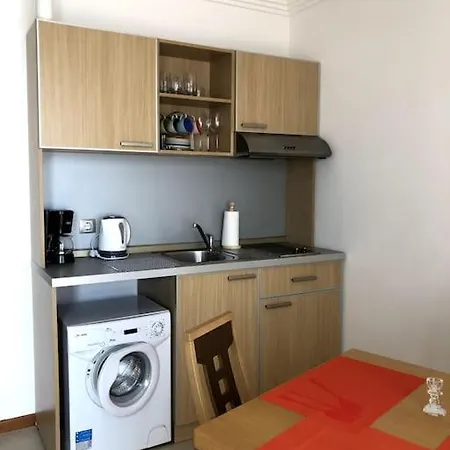 Penthouse-apartment With Sea View Lägenhet