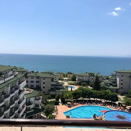 Penthouse-apartment With Sea View